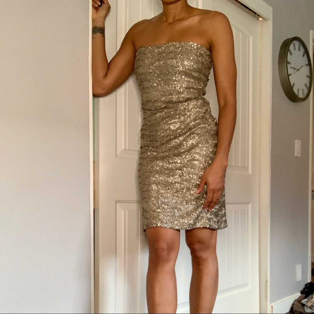 Designer dresses - Picture 7 of 8